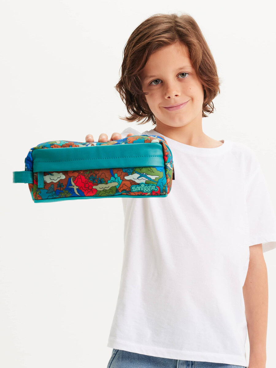 trousse surreal essentials